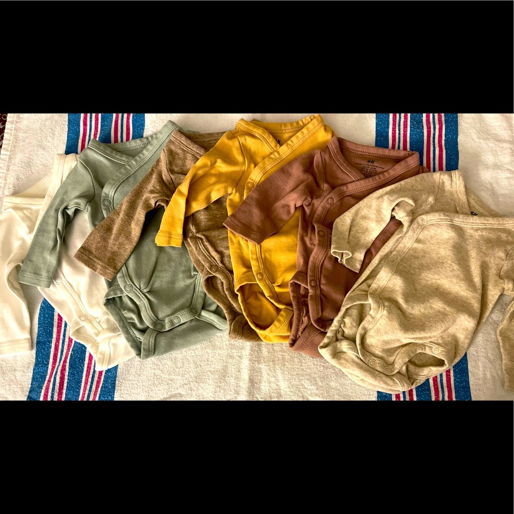 6# H&M Bodysuit size preemie!